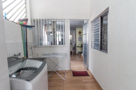 Casa à venda com 270m², 5 quartos e 4 vagasCasa 1 - Área de Serviço