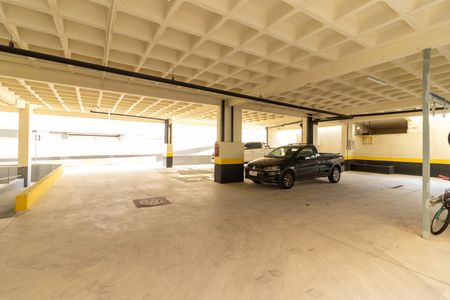 Apartamento para alugar com 130m², 2 quartos e 1 vaga Apartamento para alugar com 130m², 2 quartos e 1 vagaGaragem