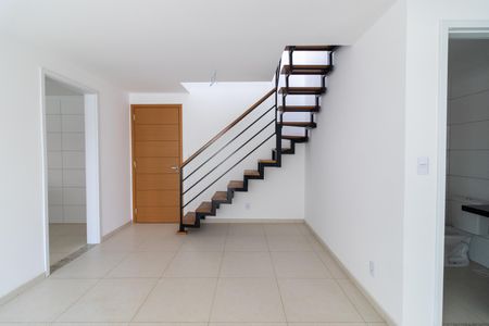 Apartamento para alugar com 130m², 2 quartos e 1 vaga Apartamento para alugar com 130m², 2 quartos e 1 vagaSala