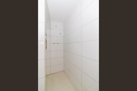 Apartamento para alugar com 130m², 2 quartos e 1 vaga Apartamento para alugar com 130m², 2 quartos e 1 vagaBanheiro da Suíte