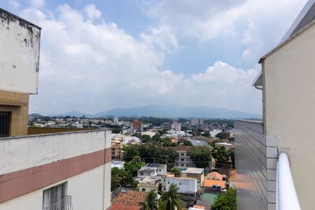 Apartamento para alugar com 130m², 2 quartos e 1 vaga Apartamento para alugar com 130m², 2 quartos e 1 vagaTerraço