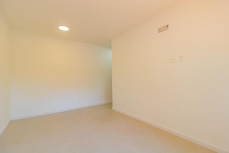 Apartamento para alugar com 75m², 3 quartos e 2 vagas