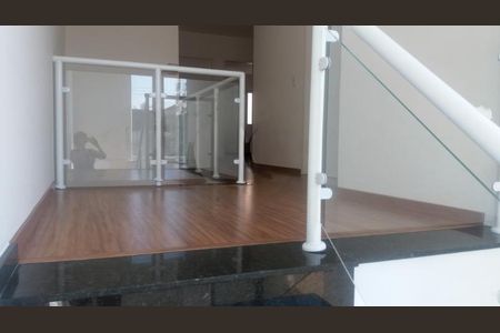 Casa à venda com 3 quartos, 165m² em Campo Grande, São Paulo