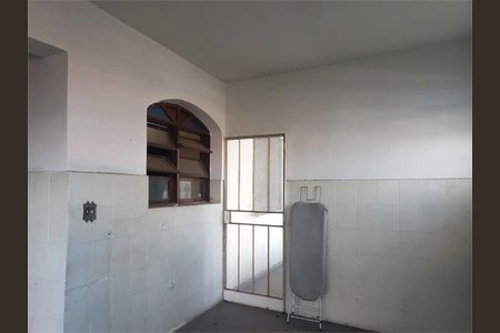 Casa à venda com 5 quartos, 407m² em Caiçaras, Belo Horizonte