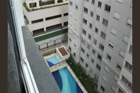 Apartamento à venda com 26m², 1 quarto e sem vaga