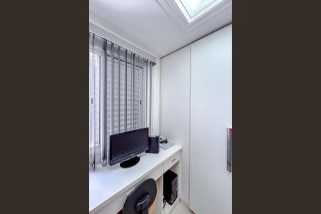 Apartamento à venda com 65m², 2 quartos e 1 vagaCloset da suíte