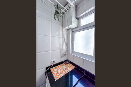 Apartamento à venda com 65m², 2 quartos e 1 vagaÁrea de Serviço