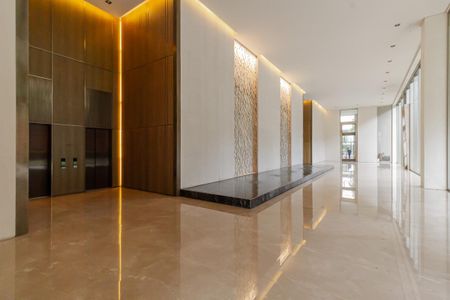 Apartamento à venda com 273m², 3 quartos e 4 vagas Apartamento à venda com 273m², 3 quartos e 4 vagasÁrea comum - Hall Social