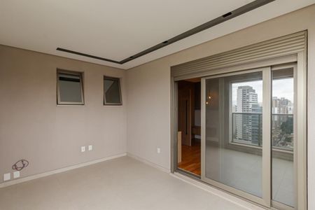 Apartamento à venda com 273m², 3 quartos e 4 vagas Apartamento à venda com 273m², 3 quartos e 4 vagasSacada da Suíte 3