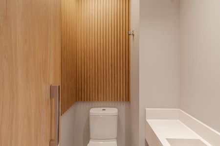 Apartamento à venda com 273m², 3 quartos e 4 vagas Apartamento à venda com 273m², 3 quartos e 4 vagasLavabo