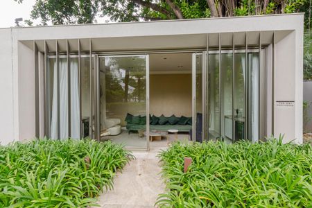 Apartamento à venda com 273m², 3 quartos e 4 vagas Apartamento à venda com 273m², 3 quartos e 4 vagasÁrea comum -