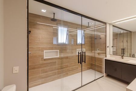 Apartamento à venda com 273m², 3 quartos e 4 vagas Apartamento à venda com 273m², 3 quartos e 4 vagasBanheiro da Suíte 3