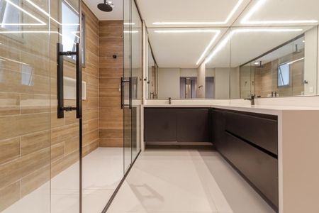 Apartamento à venda com 273m², 3 quartos e 4 vagas Apartamento à venda com 273m², 3 quartos e 4 vagasBanheiro da Suíte 3