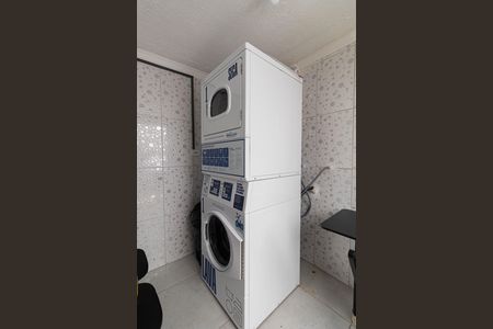 Apartamento para alugar com 48m², 2 quartos e 1 vaga Apartamento para alugar com 48m², 2 quartos e 1 vagaÁrea Comum - Lavanderia