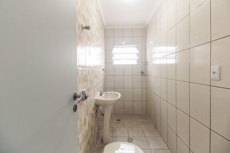 Casa para alugar com 123m², 2 quartos e 1 vaga Casa para alugar com 123m², 2 quartos e 1 vagaBanheiro Suíte