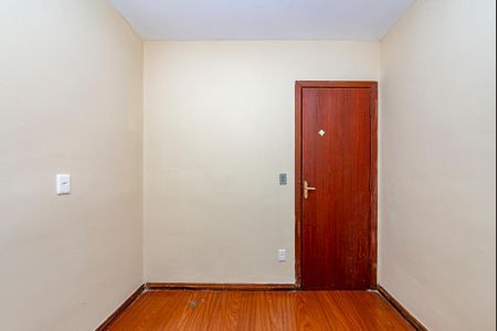 Quarto 2 de apartamento para alugar com 3 quartos, 54m² em Nova Suíça, Belo Horizonte