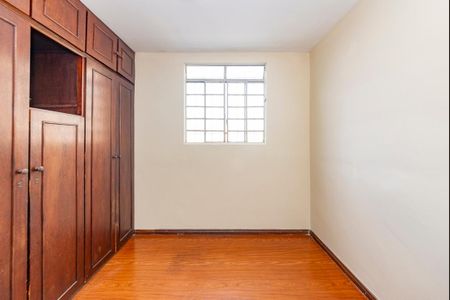 Apartamento para alugar com 54m², 3 quartos e sem vagaQuarto 1