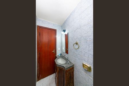 Apartamento para alugar com 54m², 3 quartos e sem vagaBanheiro