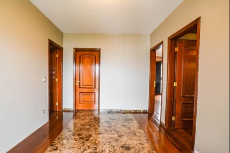 Apartamento à venda com 298m², 3 quartos e 5 vagasEscritório