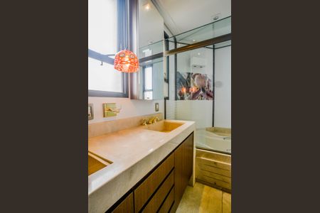 Apartamento à venda com 298m², 3 quartos e 5 vagasBanheiro da Suíte Master