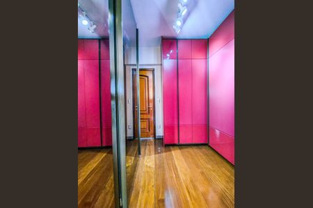 Apartamento à venda com 298m², 3 quartos e 5 vagasSuíte 1