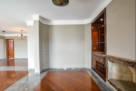 Apartamento à venda com 298m², 3 quartos e 5 vagasSala