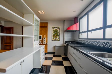 Apartamento à venda com 298m², 3 quartos e 5 vagasCozinha