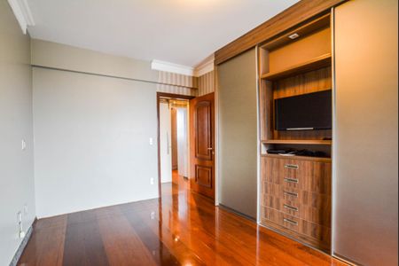 Apartamento à venda com 298m², 3 quartos e 5 vagasSuíte master