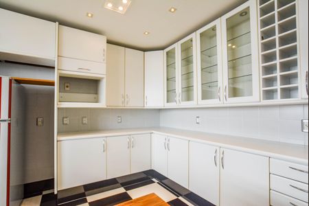 Apartamento à venda com 298m², 3 quartos e 5 vagasCozinha