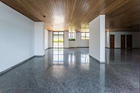 Apartamento à venda com 298m², 3 quartos e 5 vagasÁrea comum