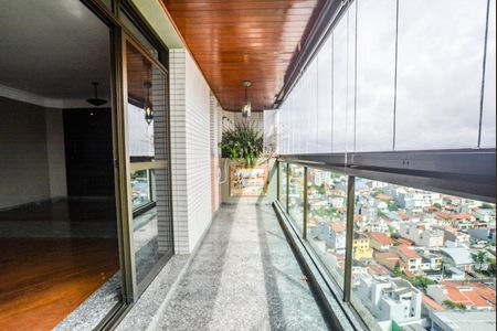 Apartamento à venda com 298m², 3 quartos e 5 vagasVaranda da Sala