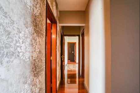 Apartamento à venda com 298m², 3 quartos e 5 vagasCorredor