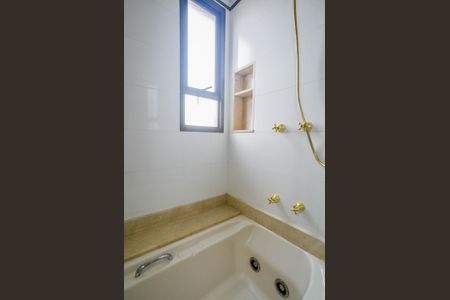 Apartamento à venda com 298m², 3 quartos e 5 vagasBanheiro da Suíte Master