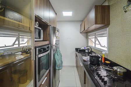 Apartamento para alugar com 107m², 3 quartos e 2 vagas Apartamento para alugar com 107m², 3 quartos e 2 vagasCozinha