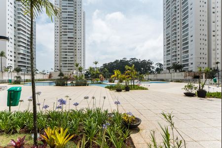 Apartamento para alugar com 107m², 3 quartos e 2 vagas Apartamento para alugar com 107m², 3 quartos e 2 vagasÁrea comum - Piscina