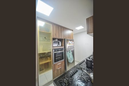 Apartamento para alugar com 107m², 3 quartos e 2 vagas Apartamento para alugar com 107m², 3 quartos e 2 vagasCozinha