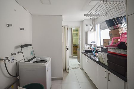 Apartamento para alugar com 107m², 3 quartos e 2 vagas Apartamento para alugar com 107m², 3 quartos e 2 vagasÁrea de Serviço