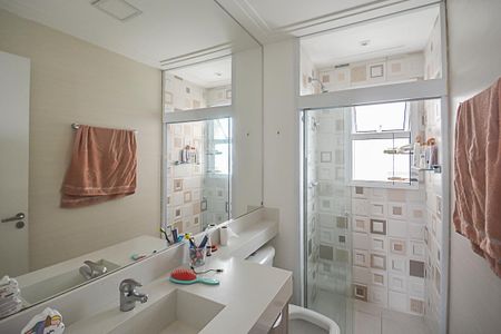 Apartamento para alugar com 107m², 3 quartos e 2 vagas Apartamento para alugar com 107m², 3 quartos e 2 vagasBanheiro