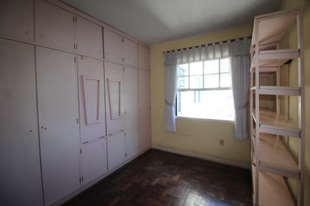 Apartamento à venda com 203m², 4 quartos e 1 vagaQuarto 2
