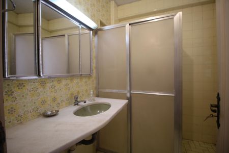 Apartamento à venda com 203m², 4 quartos e 1 vagaBanheiro 1