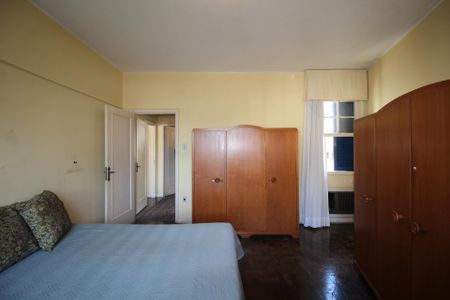 Apartamento à venda com 203m², 4 quartos e 1 vagaQuarto 1
