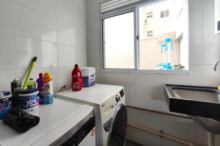 Apartamento à venda com 66m², 2 quartos e 1 vaga Apartamento à venda com 66m², 2 quartos e 1 vagaÁrea de Serviço