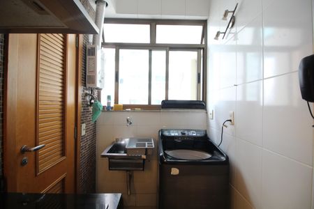 Apartamento à venda com 72m², 2 quartos e 1 vagaÁrea de Serviço