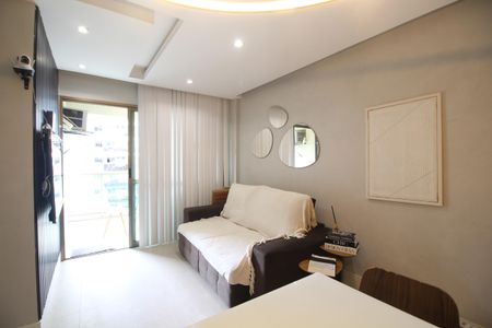 Sala de apartamento à venda com 2 quartos, 72m² em Barra Olímpica, Rio de Janeiro