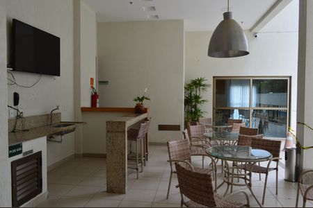 Apartamento à venda com 72m², 2 quartos e 1 vagaBar