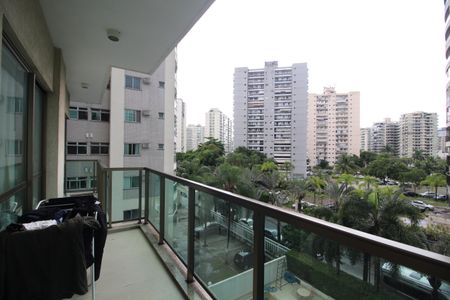 Apartamento à venda com 72m², 2 quartos e 1 vagaVaranda