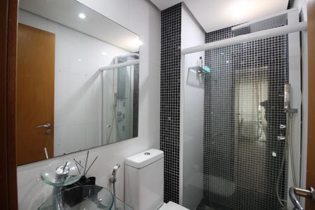 Apartamento à venda com 72m², 2 quartos e 1 vagaBanheiro Social