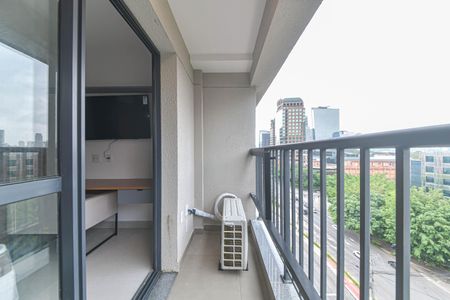 Studio para alugar com 25m², 1 quarto e sem vaga Studio para alugar com 25m², 1 quarto e sem vagaVaranda
