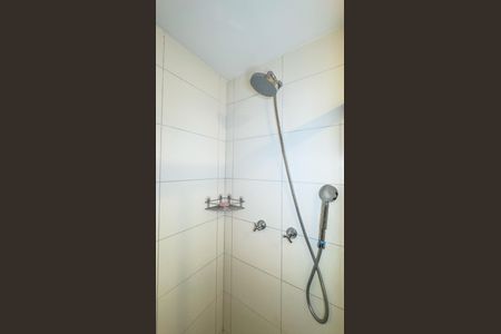 Banheiro de kitnet/studio para alugar com 1 quarto, 25m² em Vila Cordeiro, São Paulo