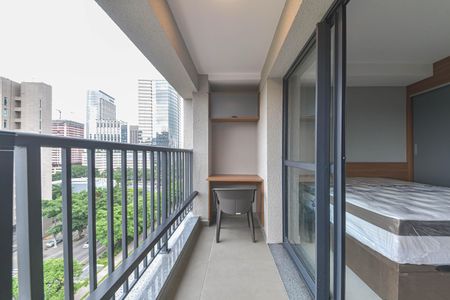 Varanda de kitnet/studio para alugar com 1 quarto, 25m² em Vila Cordeiro, São Paulo